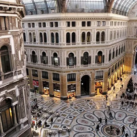 Pensjonat Domus Sibyllina, Galleria Umberto I