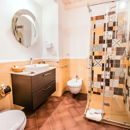 게스트하우스 Domus Sibyllina, Galleria Umberto I 4*